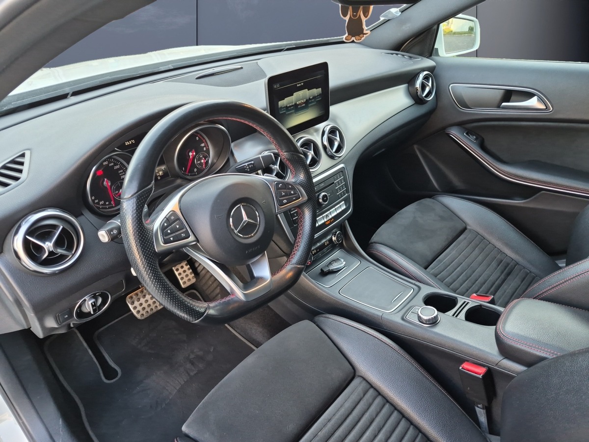 Mercedes-Benz Classe GLA 2.2 200 Cdi 135 Fascination 7g-dct
