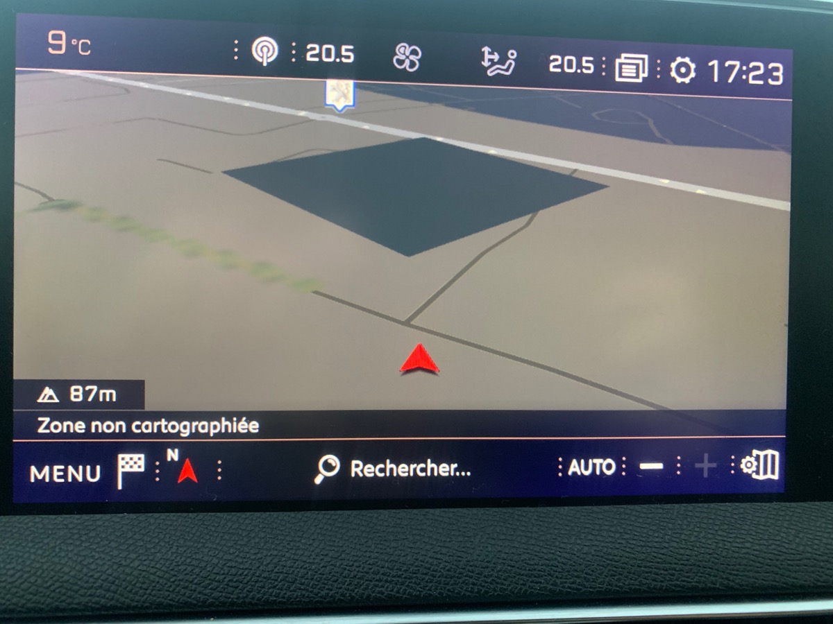 Peugeot 3008 130 | GT LINE | Mirror Screen | Pack City 1 | Full LED Technology | Phares Adaptatifs