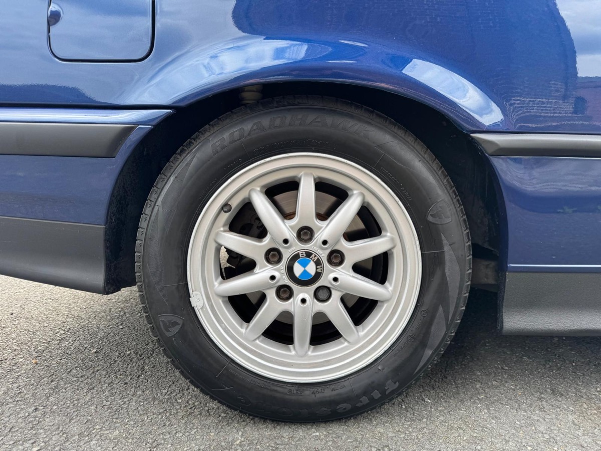 Bmw 320 I E36 CABRIOLET 2.0 150CV BOITE AUTOMATIQUE