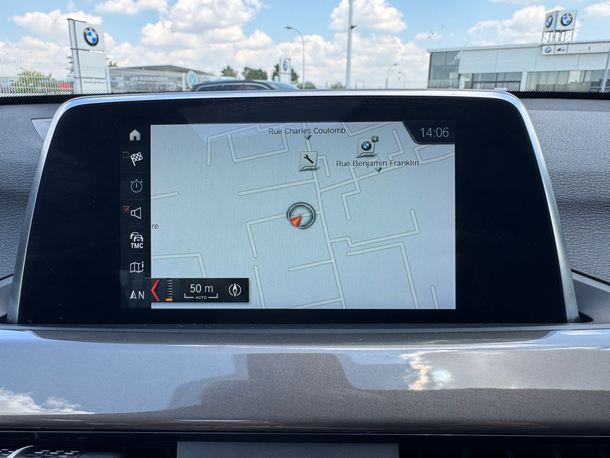 Bmw X1 116 | X-Line sDrive | Toit panoramique | Caméra recul | Régulateur vitesse | Siéges chauffant