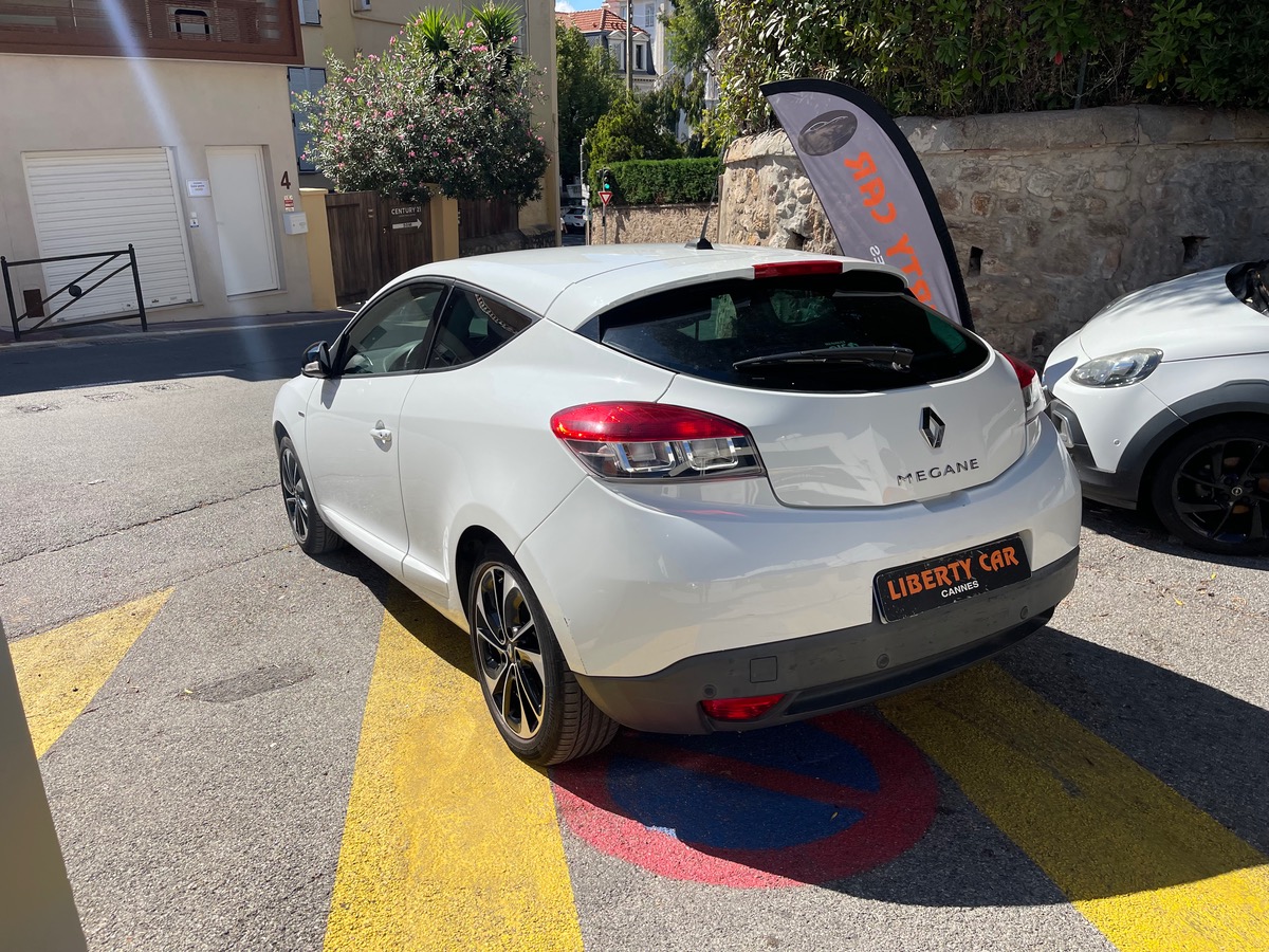 RENAULT Megane Coupé 1.2 T 132 CV Phase 3 / 1er Main / KM Réel / Bose / Caméra de recul