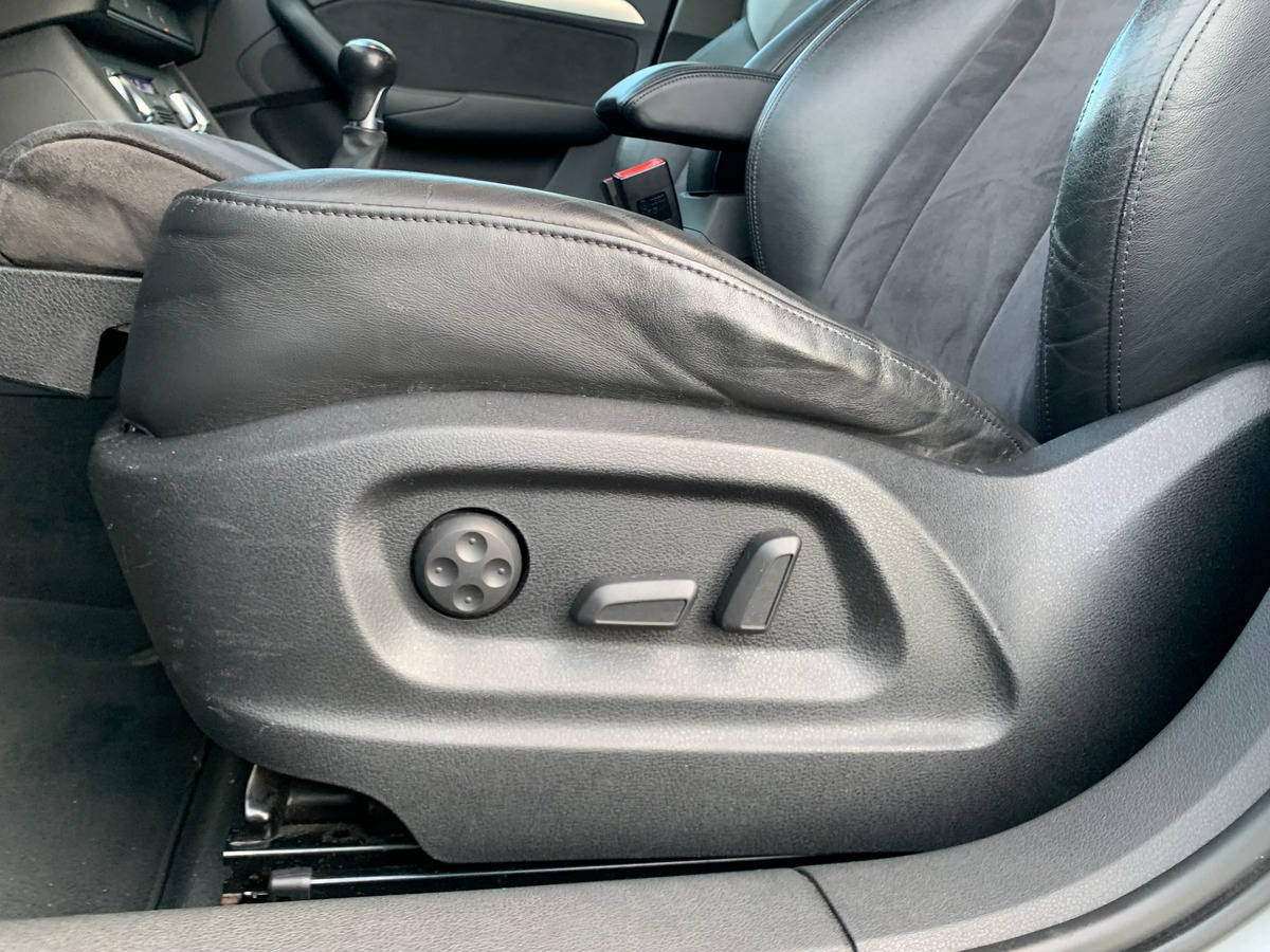 Audi Q3 177 | Sport design | Radar stationnement avant arriére | Régulateur vitesse | Attelage | Gps