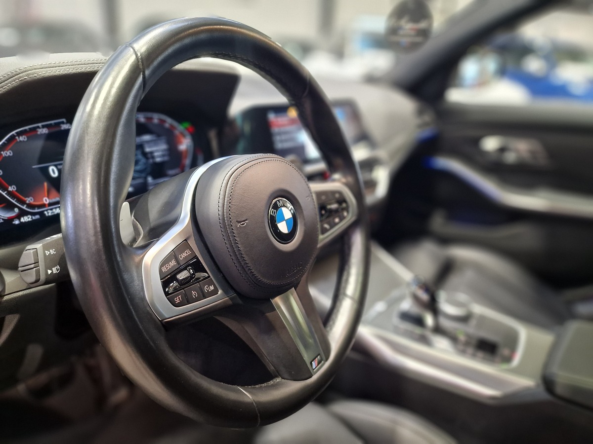 Bmw Série 3 Touring 320D XDRIVE M SPORT 190CH TOIT PANO E