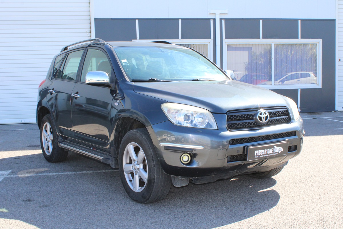 Toyota RAV4 2.2 D4D - 16V TURBO 136CV 4WD - Garantie 12 Mois