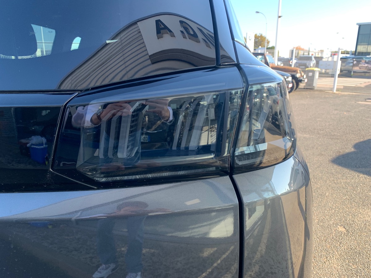 Peugeot 5008 130 ch | Allure Pack | 7 Places | Radar avant, arriére | Régulateur  | Caméra de recul