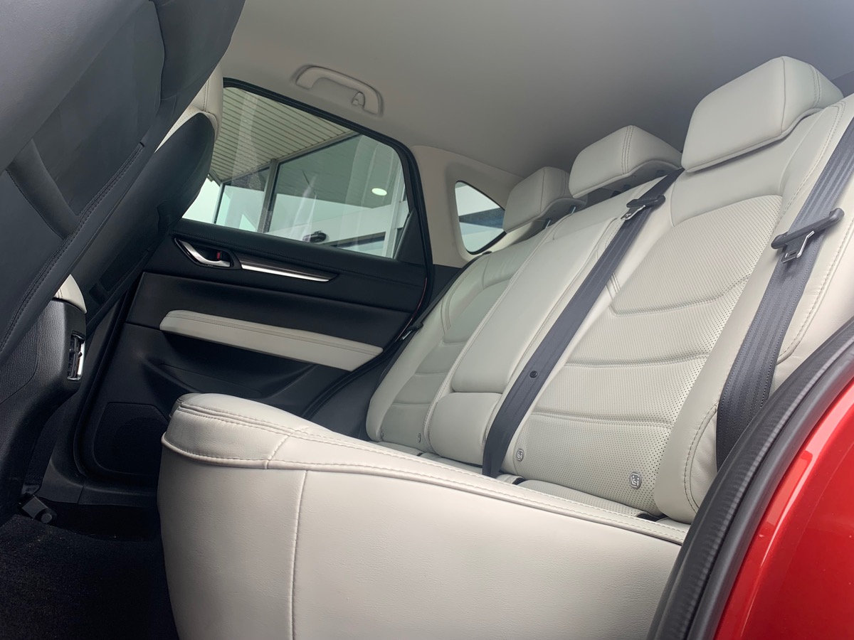 Mazda CX-5 150 ch | Signature | Cuir Pure-White | Affichage tête haute | Caméra de recul |Jantes Alu