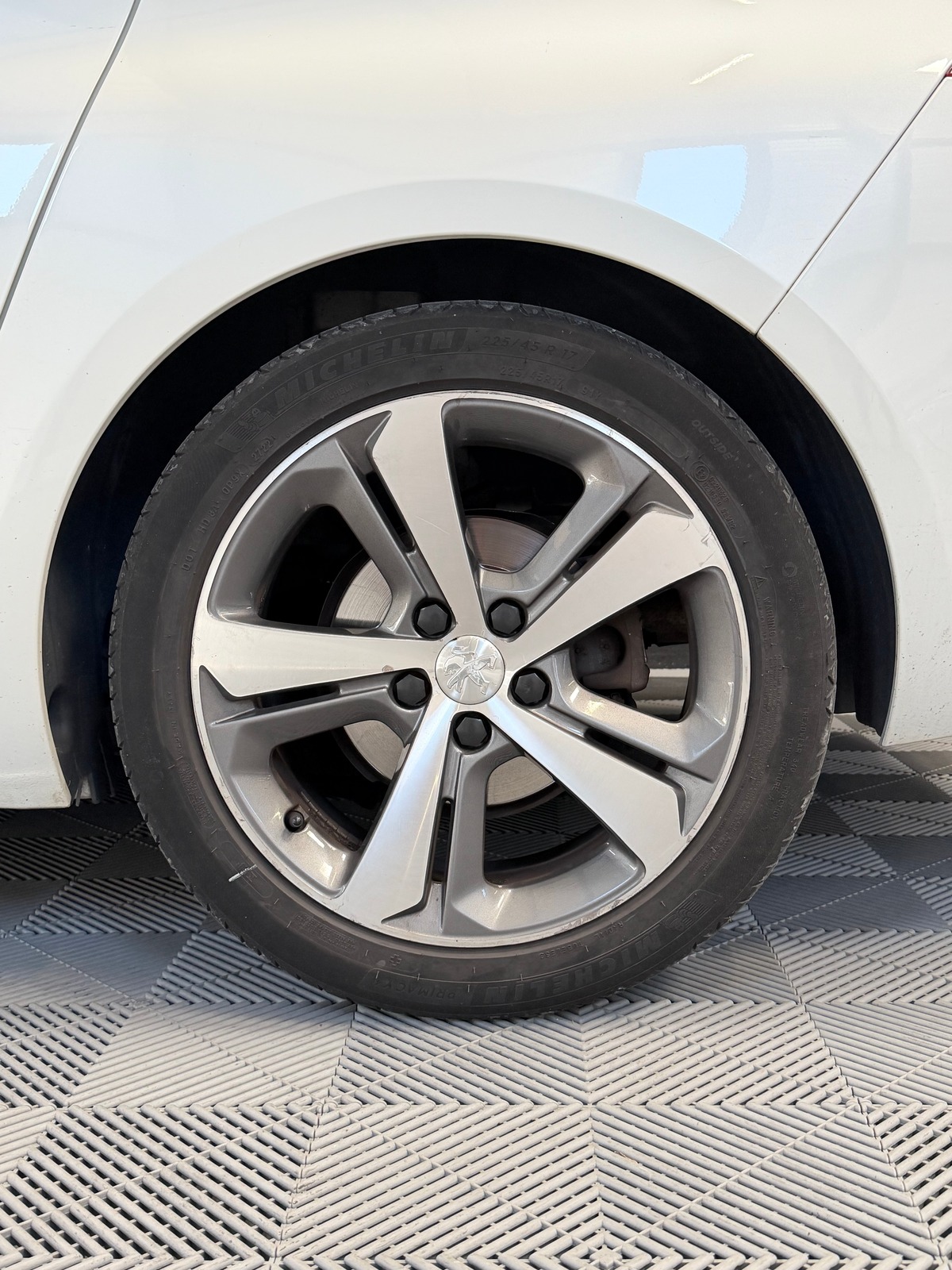 Peugeot 308 1.5 BLUEHDI 130 GT