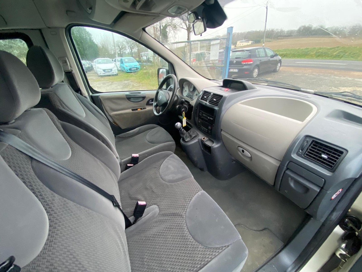 Fiat Scudo 2.0 jtd 120cv  9 places kit de distrib neuf 264001km