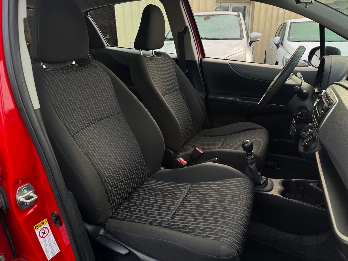 Toyota Yaris III 90 D-4D Active 5P / BVM