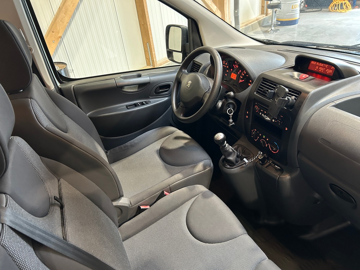Peugeot Expert L2H1 2.0 HDi 6 PLACES 128 cv - Garantie
