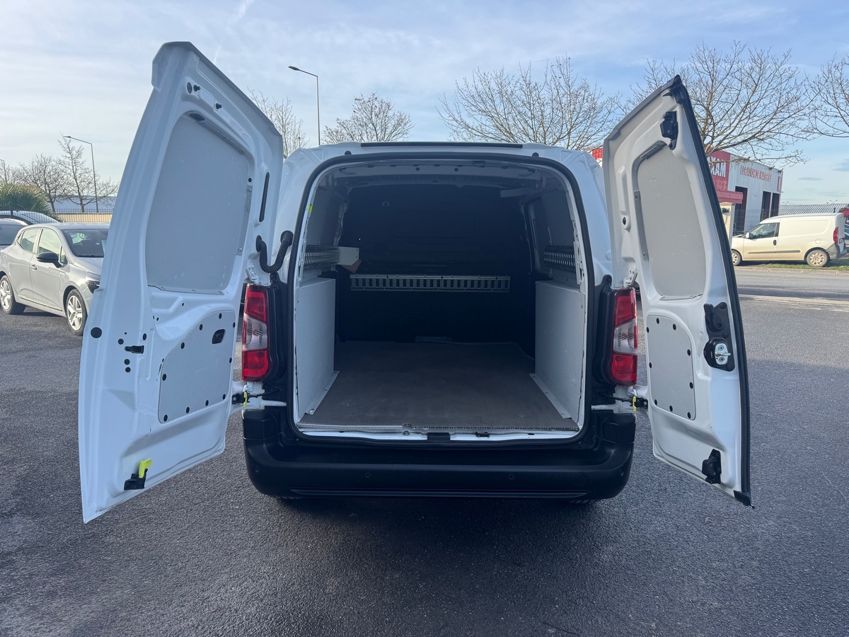 Peugeot Partner L2 LONG 1.5 BHDI 100CH PREMIUM 2 PLACES / PRIX HT