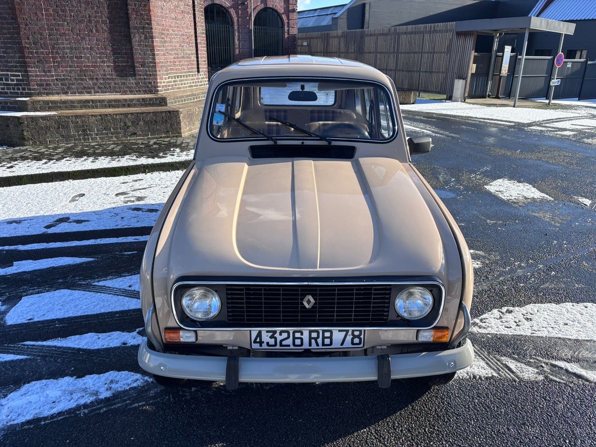 RENAULT RENAULT 4 GTL CLAN 1984