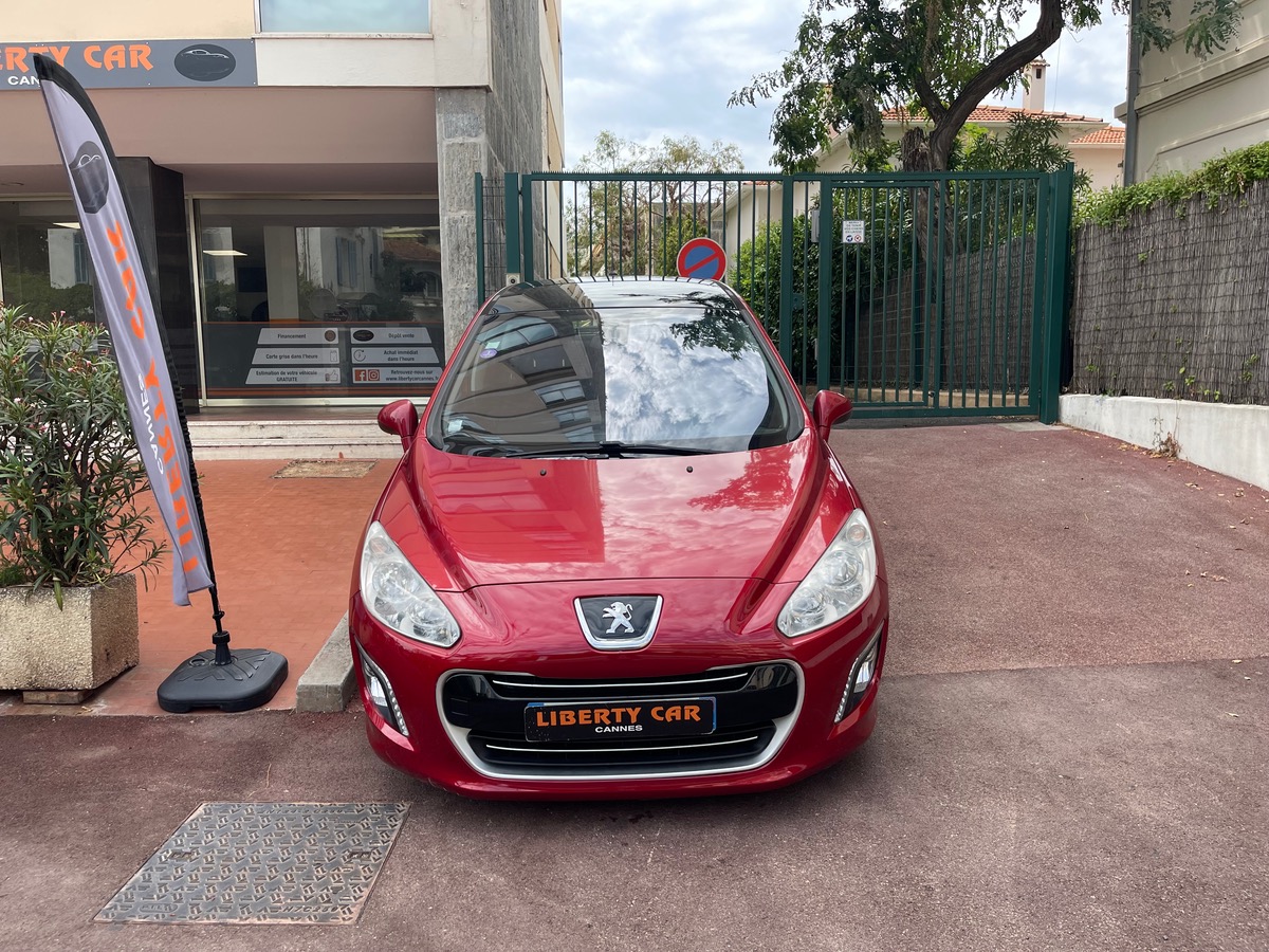 Peugeot 308 1.6 VTI 120 CV / KM Réel /Toit Panoramique / Boite Auto/ 5 Portes
