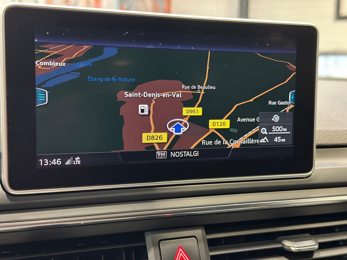 Audi A4 Allroad 2.0 TDI 190 cv Quattro S-Tronic / Attelage / Toit Pano / CarPlay