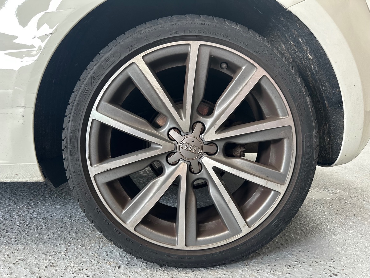 Audi A1 1.4 TFSI 122 AMBITION LUXE S TRONIC
