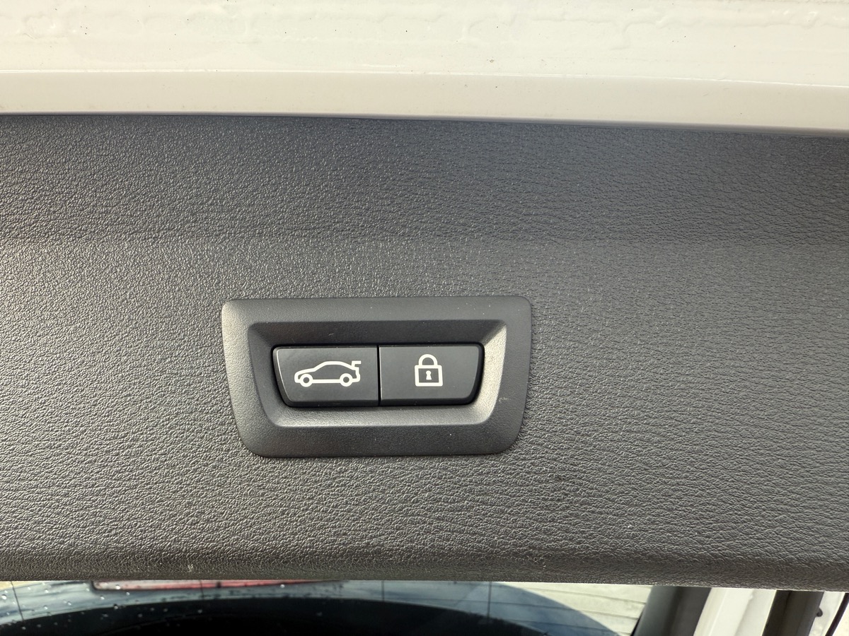 Bmw X1 (F48) LCI 18d sDrive 2.0 d Steptronic 150 cv Pack M, Suivi Complet BMW, Sièges chauffants