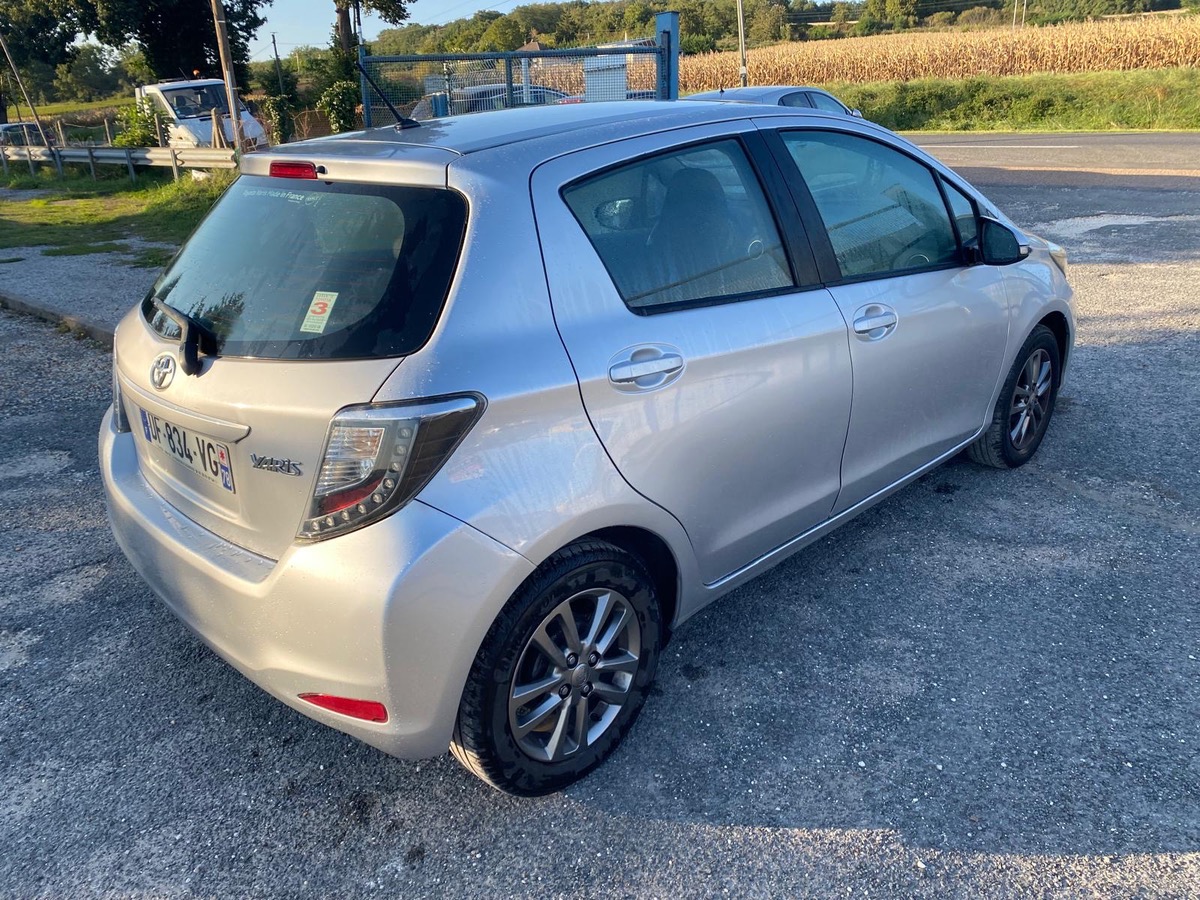 Toyota Yaris 1.3 vvti 100cv 129000km