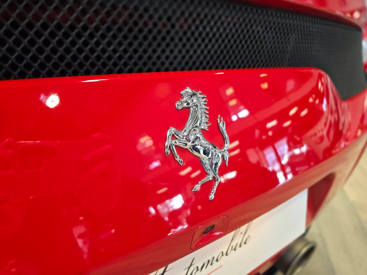 Ferrari 458 SPECIALE 4.5 605 ORIGINE FRANCE // ROSO CORSA /  BANDES NART / HARNAIS A