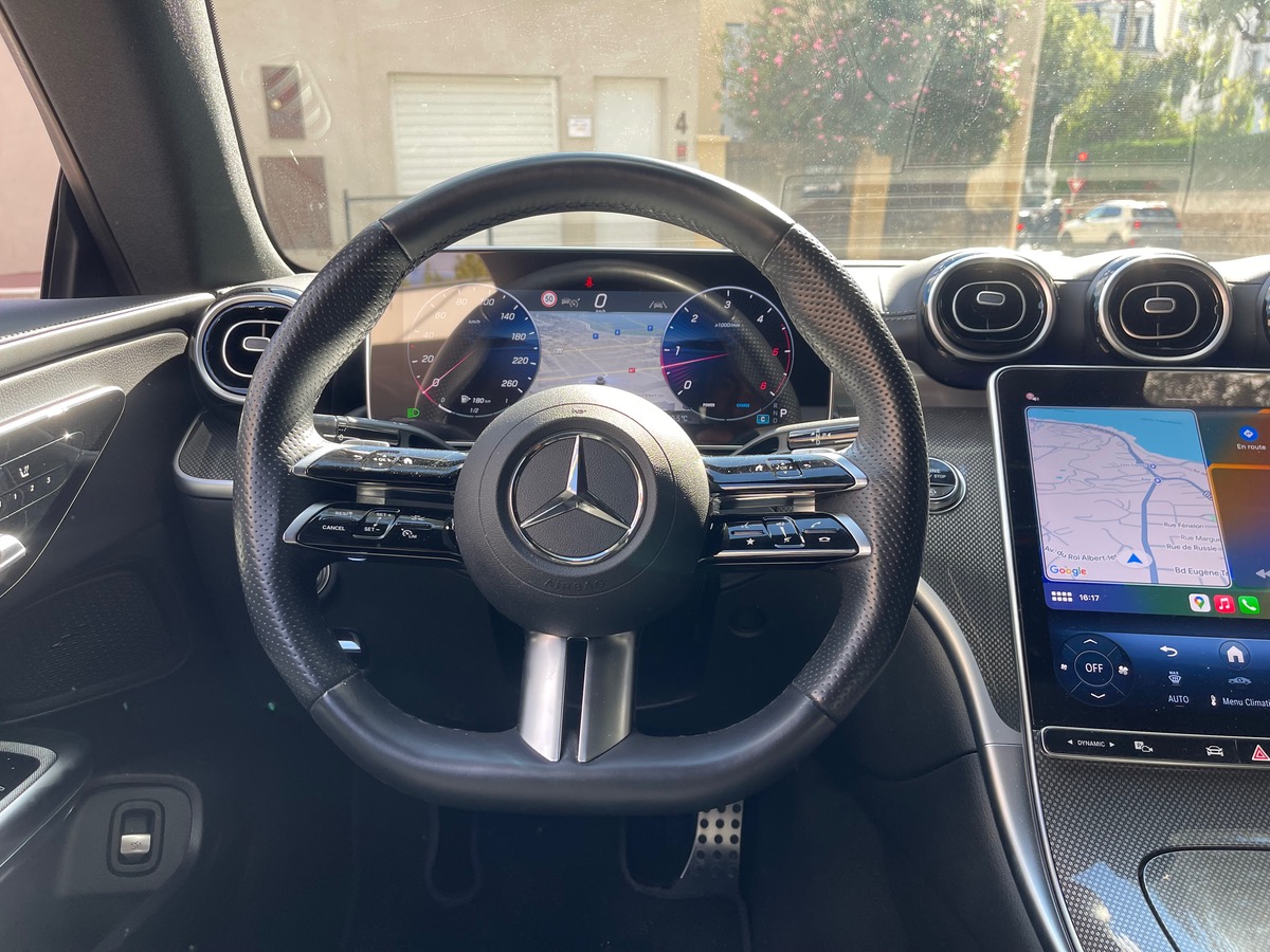 Mercedes Benz CLE 220 D 197 CV / AMG LINE / Toit ouvrant / Jantes noires / VF / Caméra 360°
