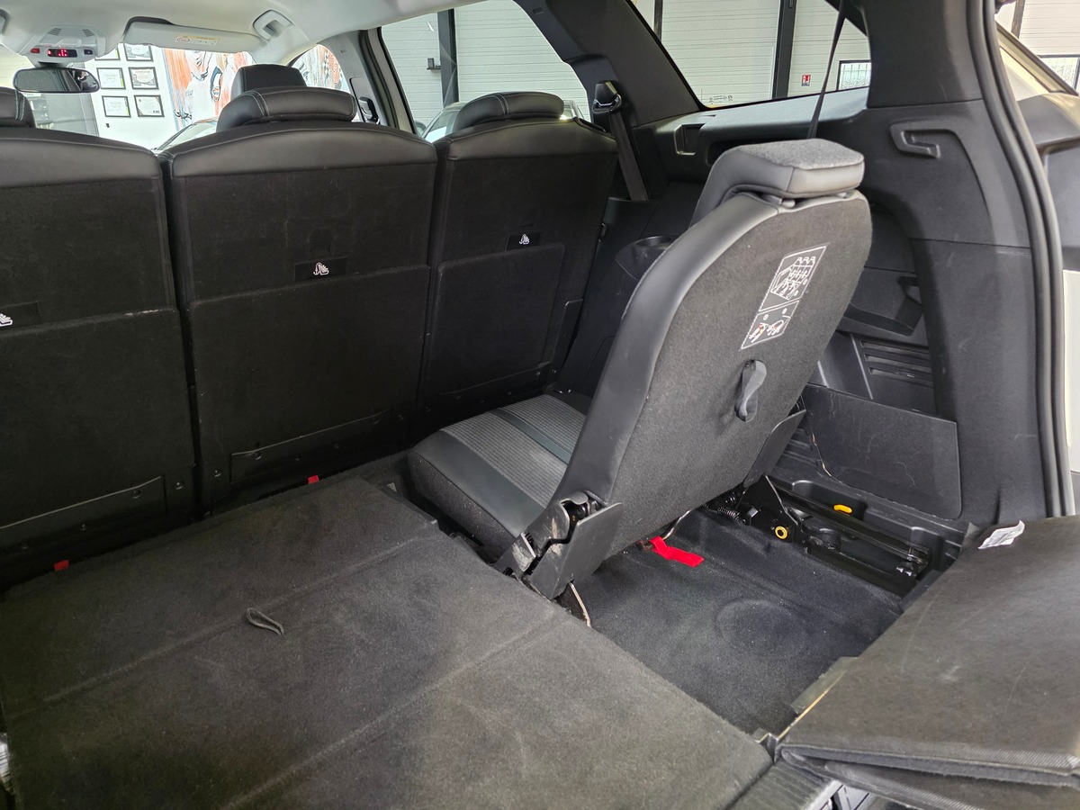 Peugeot 5008 II PHASE 2 1.5 BLUEHDI 130 ALLURE 7 PLACES //  CAMERA A