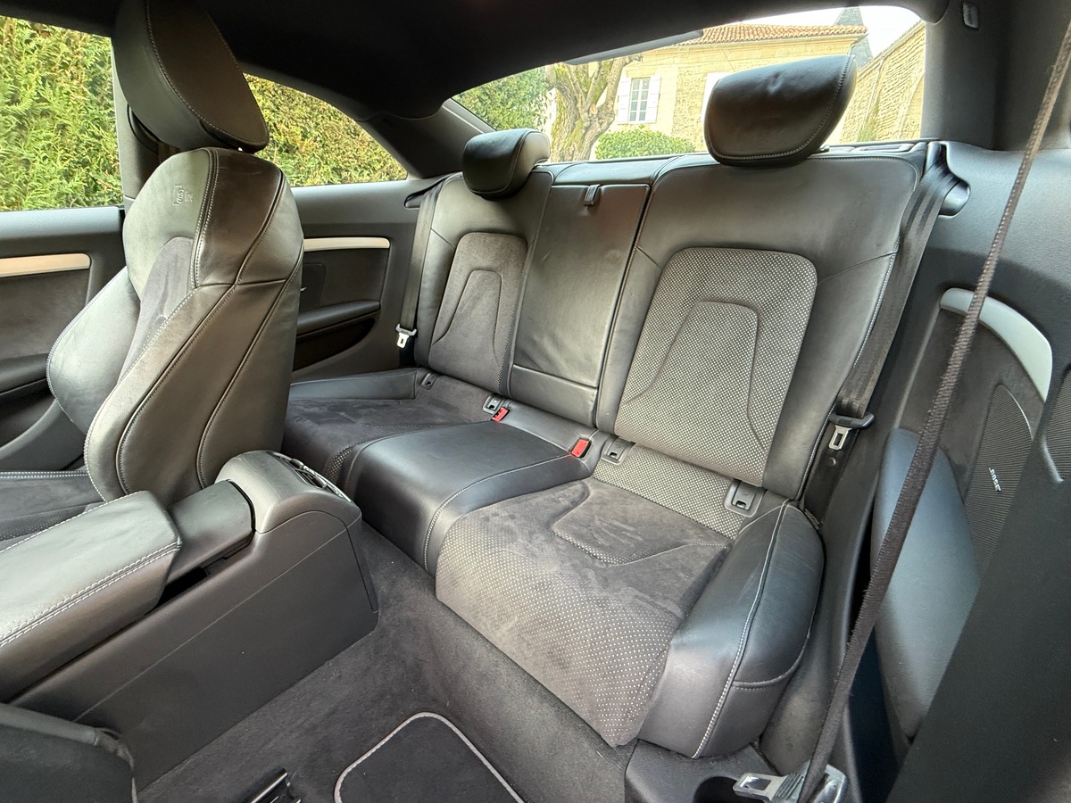 Audi A5 2.0L TDI 177 Pack Sline