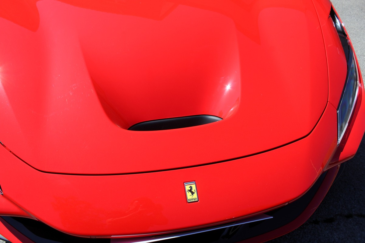 Ferrari F8 Tributo COUPE 3.9 DCT V8 BiTurbo 720 ch 1ère MAIN  ROSSO SCUDERIA - ORIGINE FRANCE