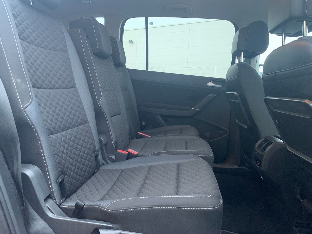 Volkswagen Touran 115 | Connect | 7 Places | Caméra recul | GPS | Bluetooth | Régulateur vitesse