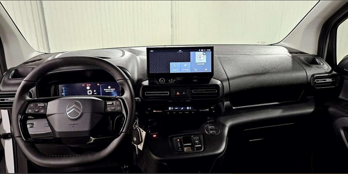 Citroën Berlingo TAILLE M BLUEHDI 130 S S EAT8 MAX N1