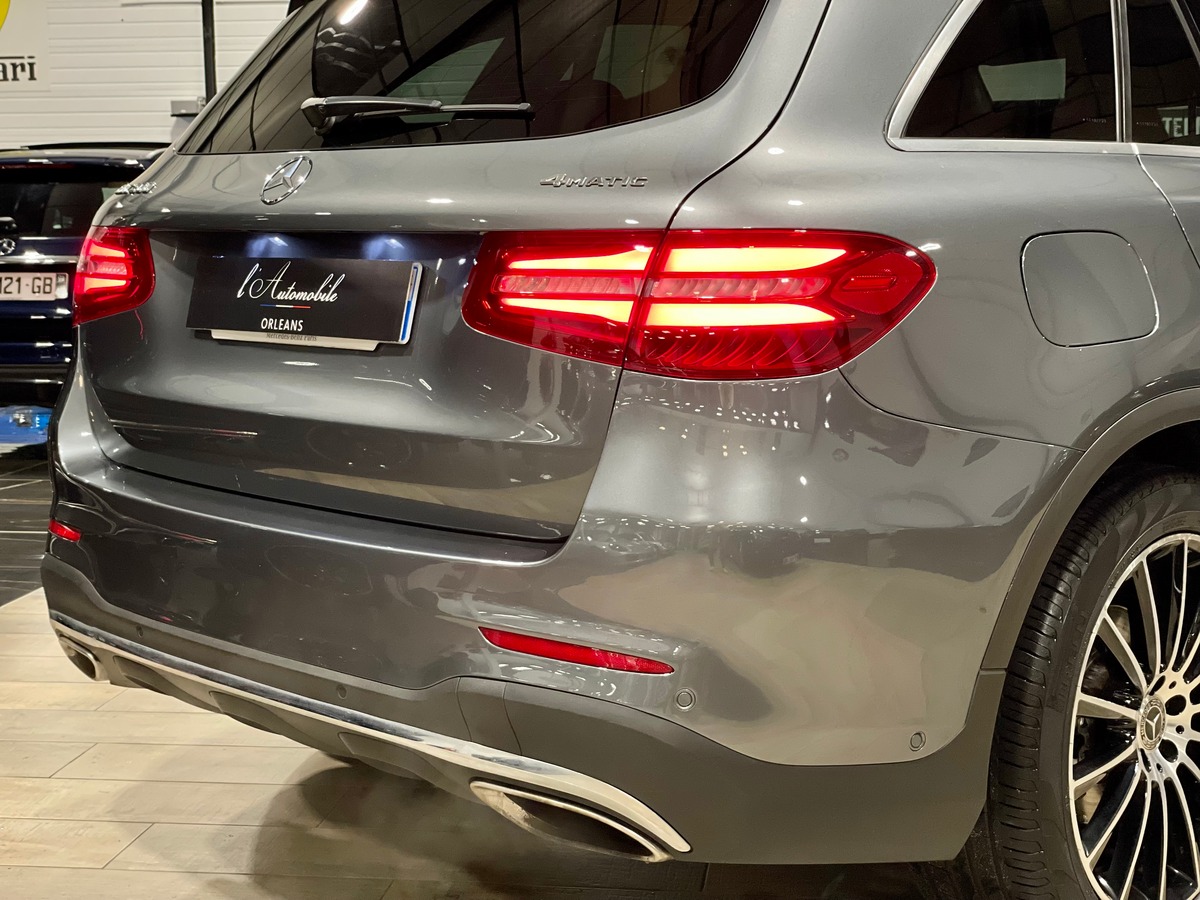Mercedes-Benz Class GLC 300 Designo 245 4Matic BVA9 Full f