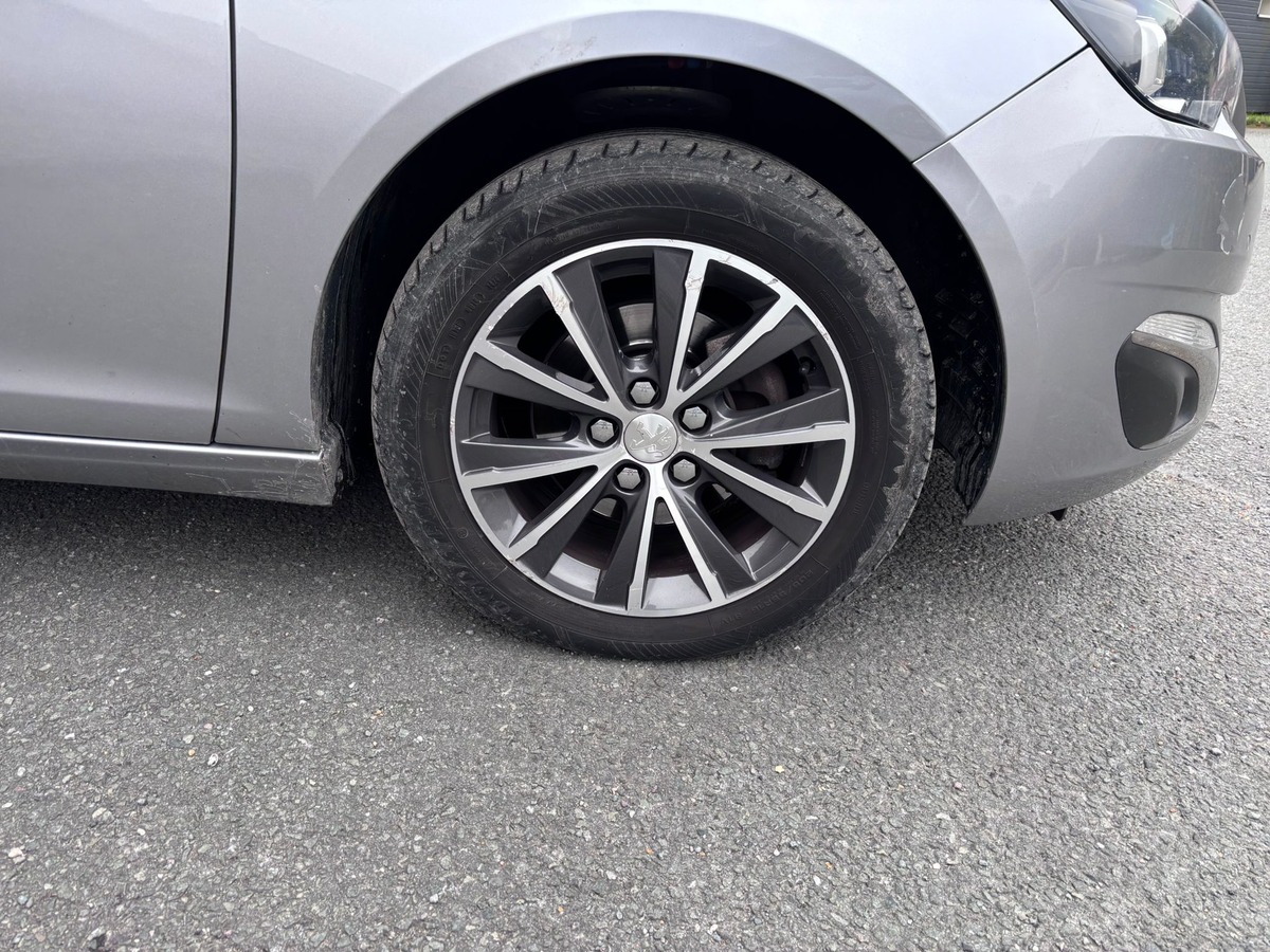 Peugeot 308 1.6 Blue-HDi 120CH Allure - Révisée - Garantie