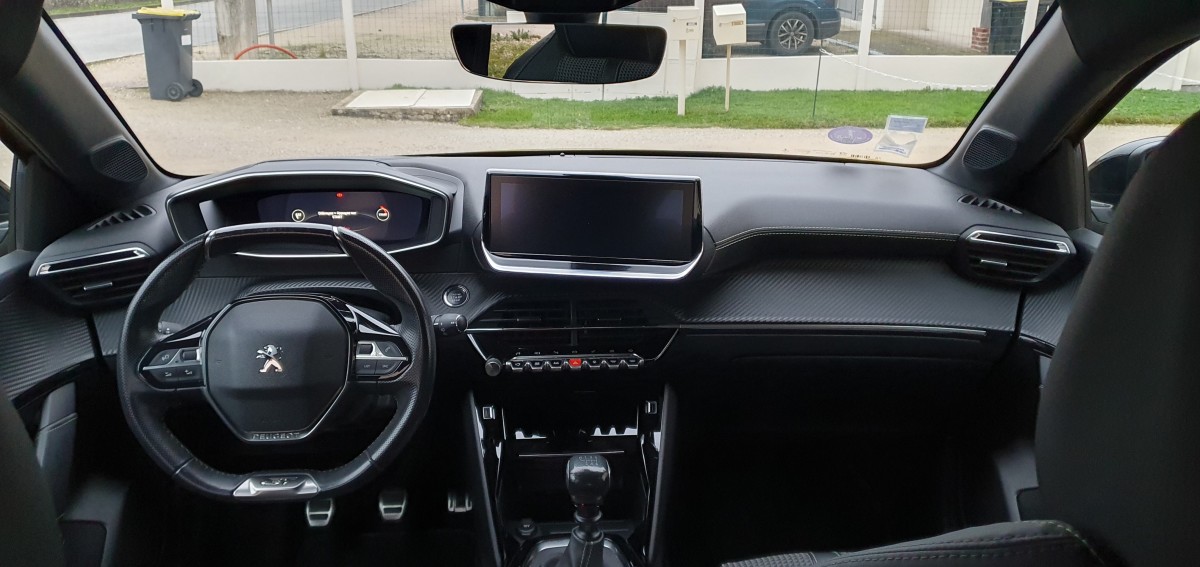 Peugeot 208 100 ch | GT Line