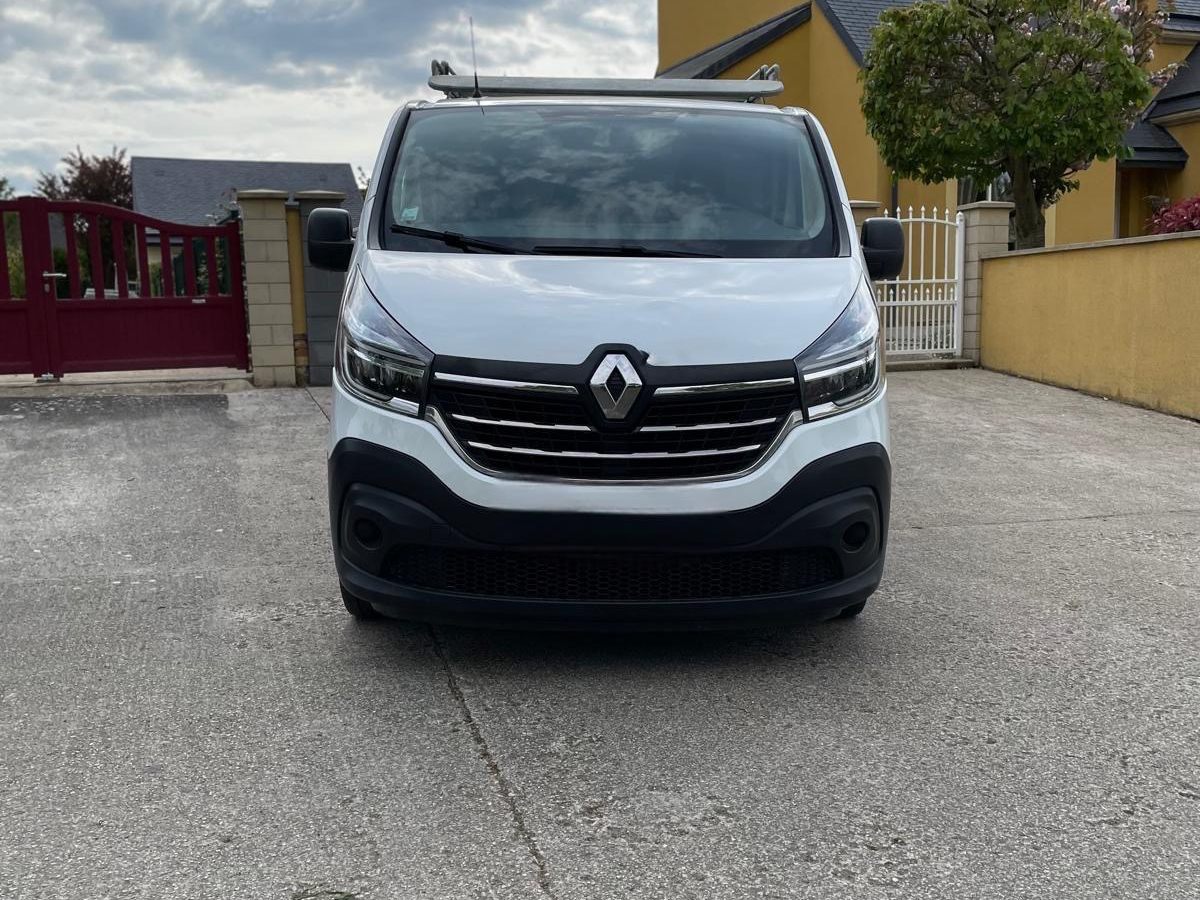 RENAULT Trafic 2.0 dci  120 cv  l1h1