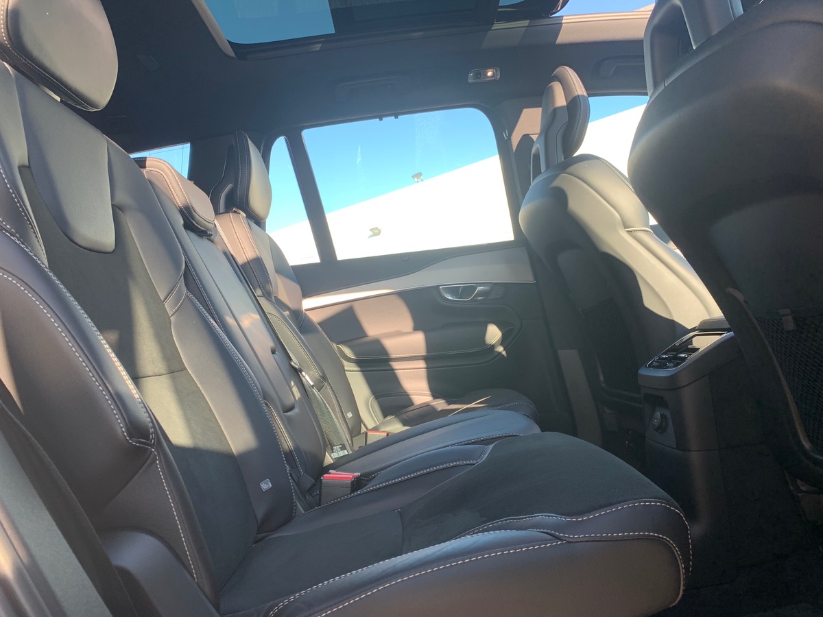 Volvo XC90 388 | R-DESIGN | Pack Prestige | Attelage | Toit ouvrant Panoramique | Caméra de recul