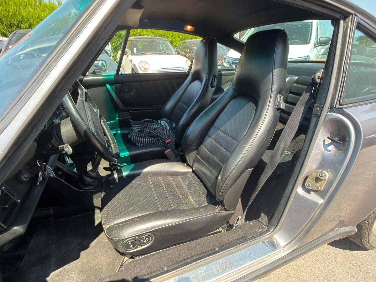 Porsche 911 SC 3.2 231ch Carrera