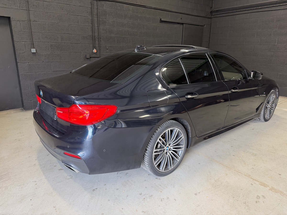 Bmw Série 5 G30 520D xDrive 190 ch BVA 8 M Sport Harman Kardon / Toit ouvrant / Caméra 360°