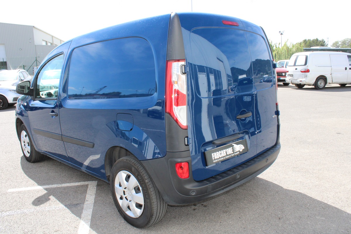 RENAULT Kangoo Express 1.5 Blue dCi 95ch Extra R-Link - PRIX HT -  TTC : 9 990 € - Garantie 12 Mois