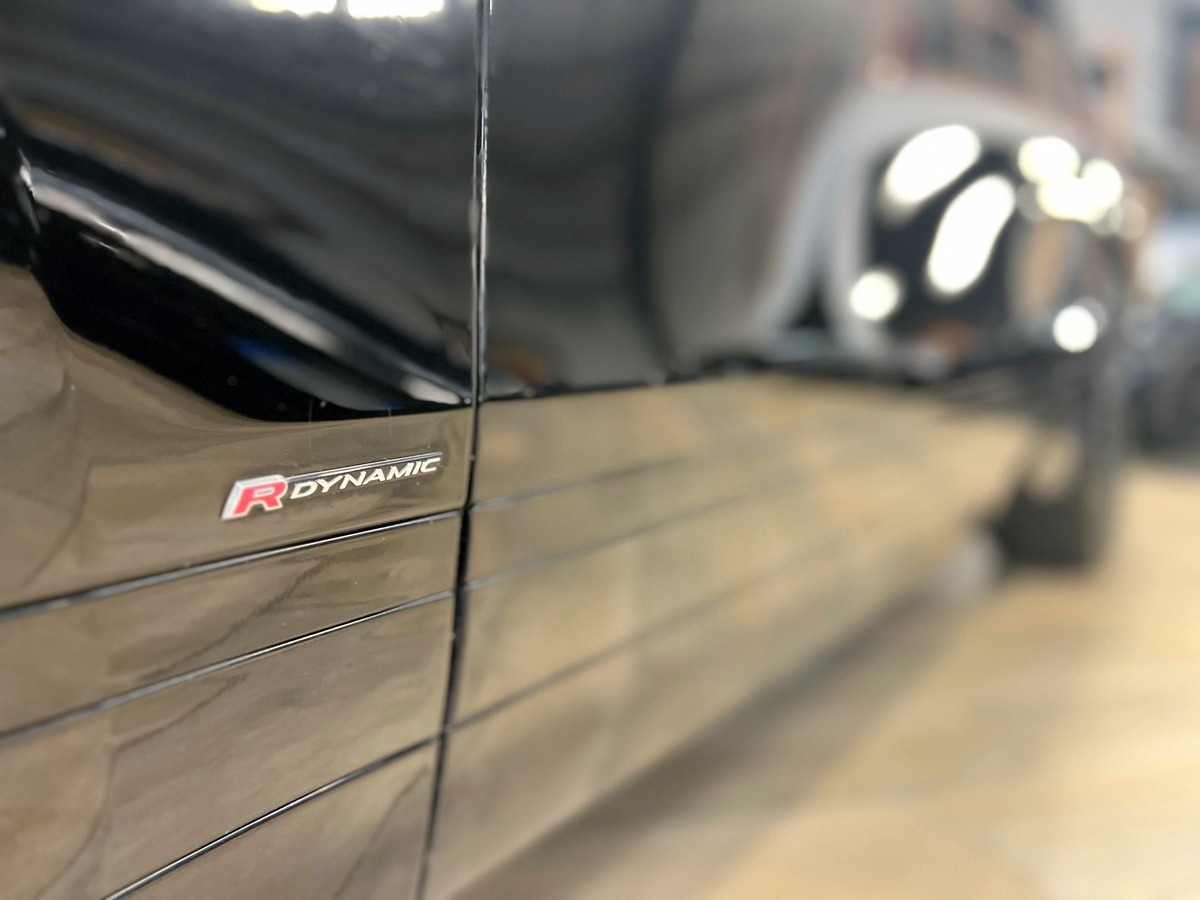 Land-Rover Range Rover Velar R-Dynamic BVA8 300D