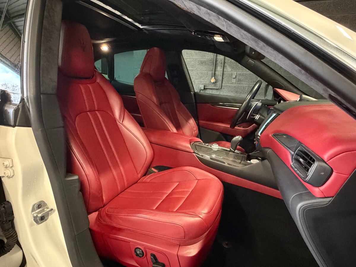 Maserati Levante 3.0 v6 GranSport Q4 Toit Panoramique Ouvrant / Carplay Android / Harman kardon
