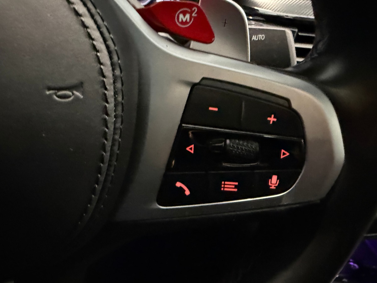 Bmw M5 compétition f90 lci phase 2 4.4 l v8 bi- turbo Bowers & Wilkins / Toit Ouvrant / Caméra 360°