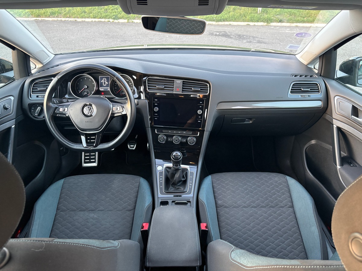 Volkswagen Golf 1.0 TSI 115CH IQDRIVE 6CV