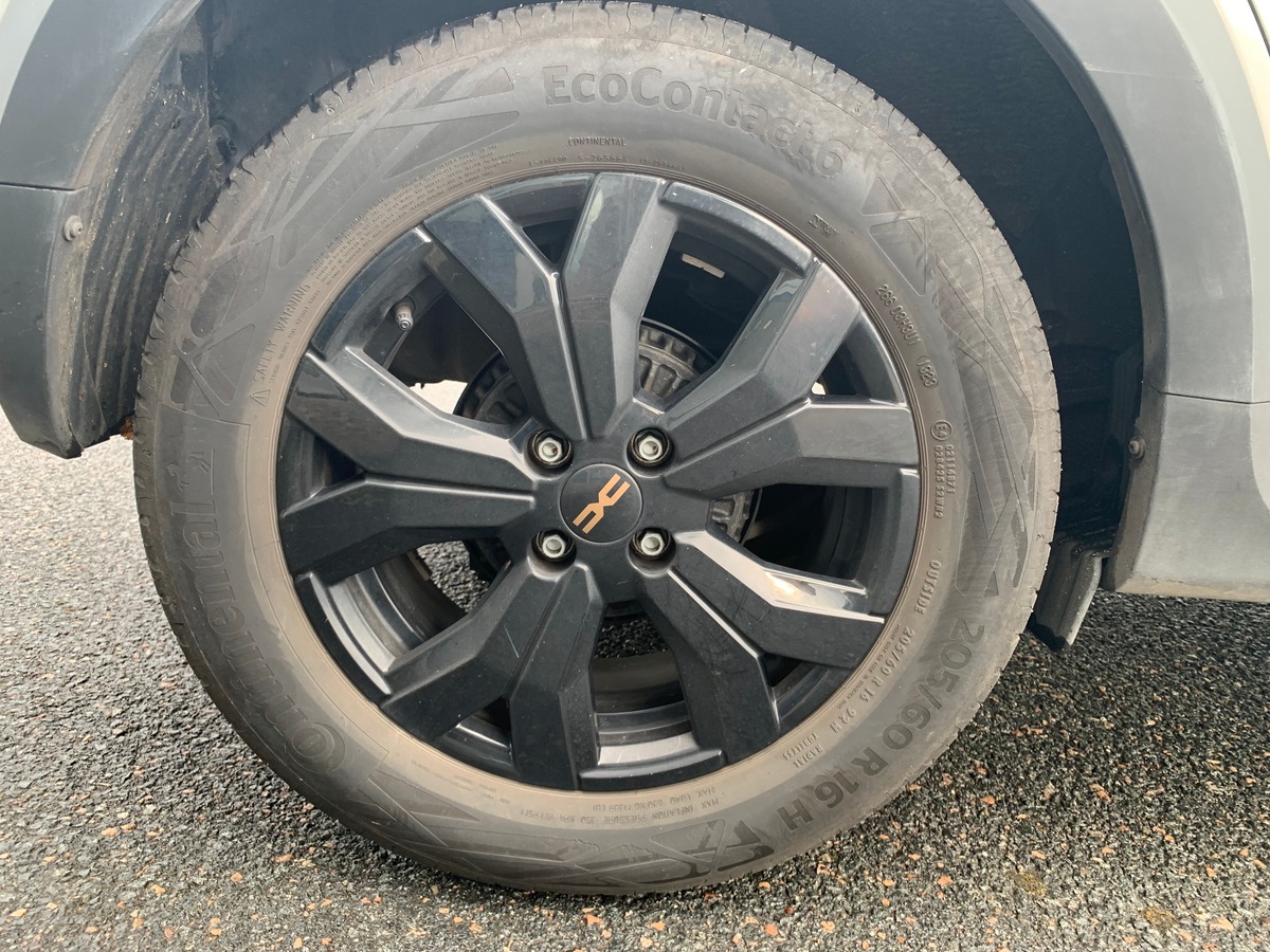 Dacia Sandero Stepway 90 ch | Extreme | Caméra | Régulateur | Intégration smartphone | Roue secours