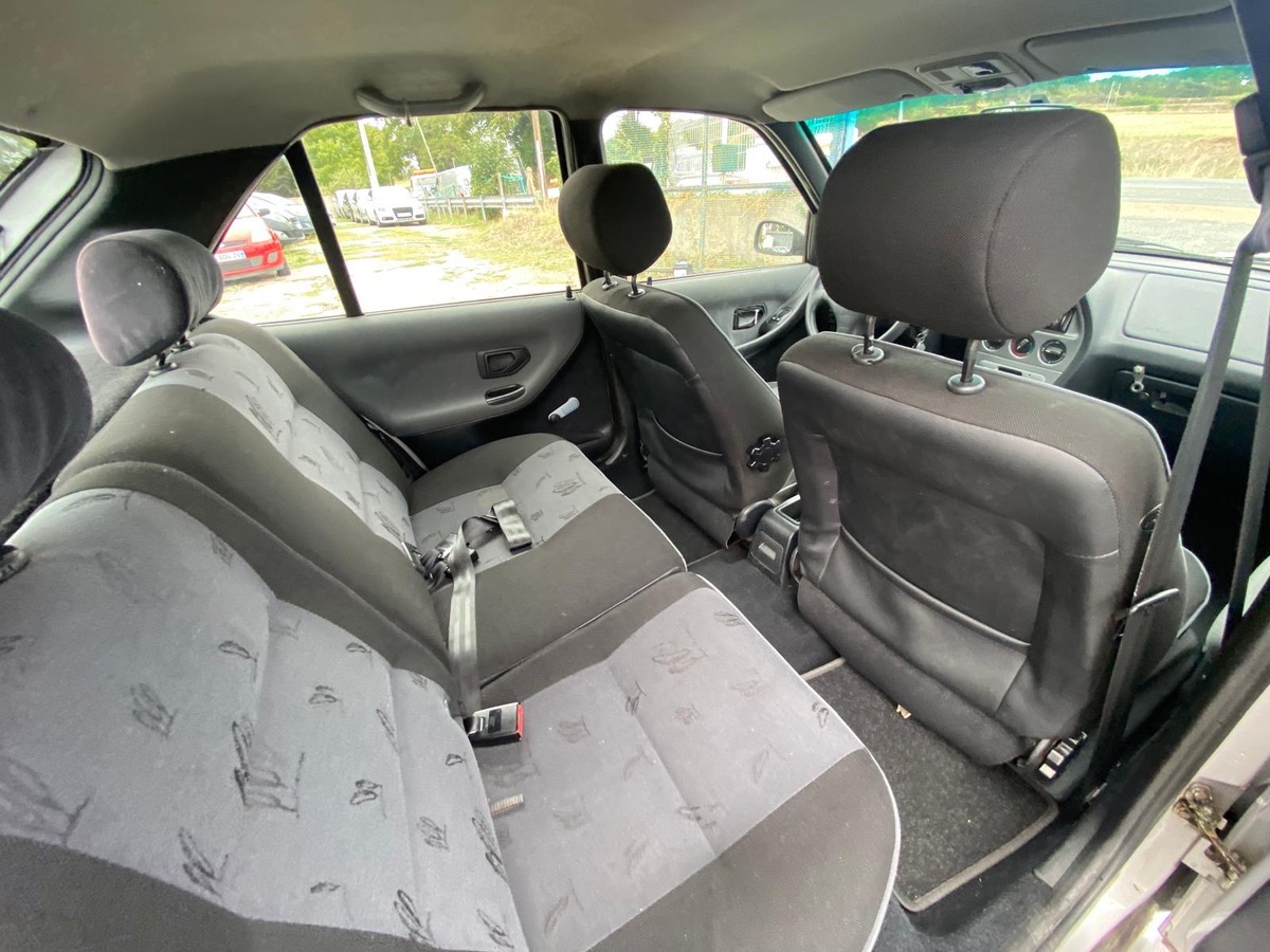 Peugeot 306 1.9d phase 2 petit prix