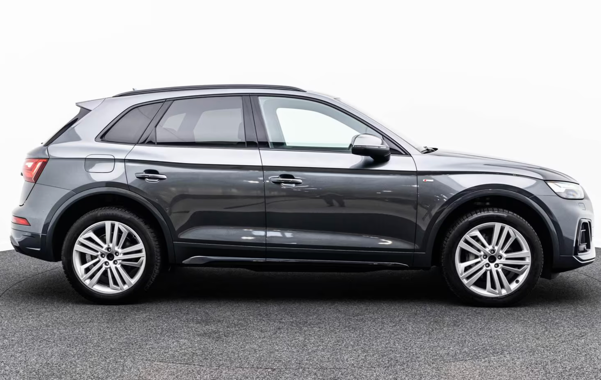 Audi Q5 II 50 TDI Mild Hybrid 286ch S line quattro tiptronic 8 / VO allemand / Malus 15000e