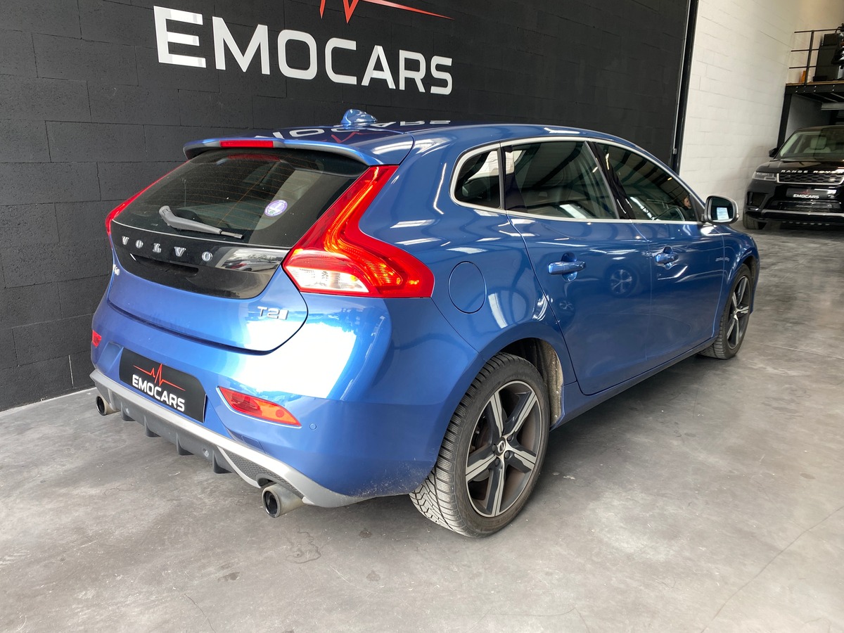 Volvo V40 T2 R design