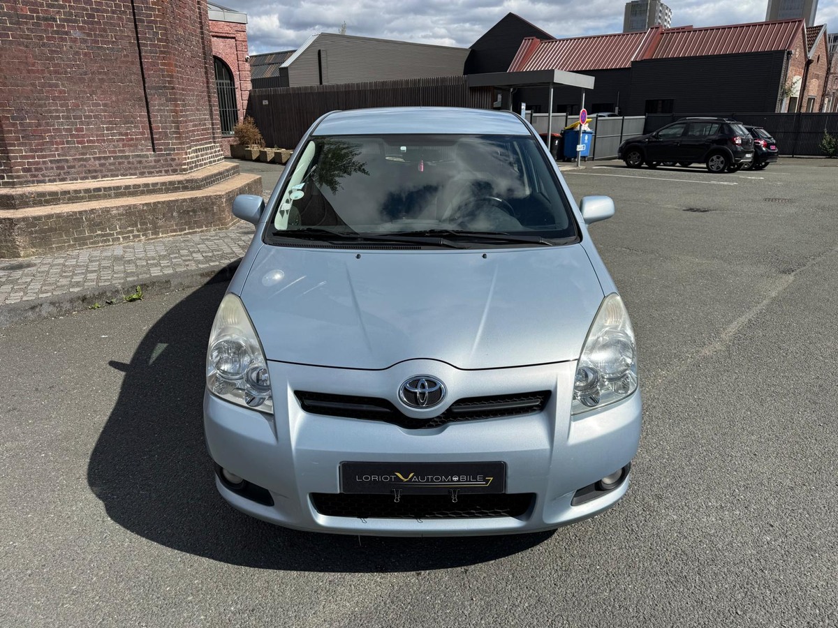 Toyota Corolla Verso 7 places- Facelift- 2.2 D4-D 136cv