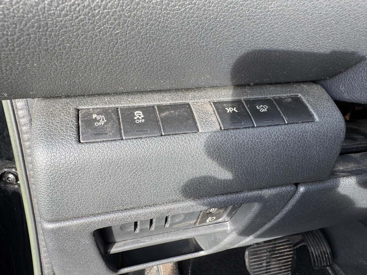 Peugeot 5008 1.6 E-HDI 115-7 Places-ALLURE-Boite Automatique-Garantie