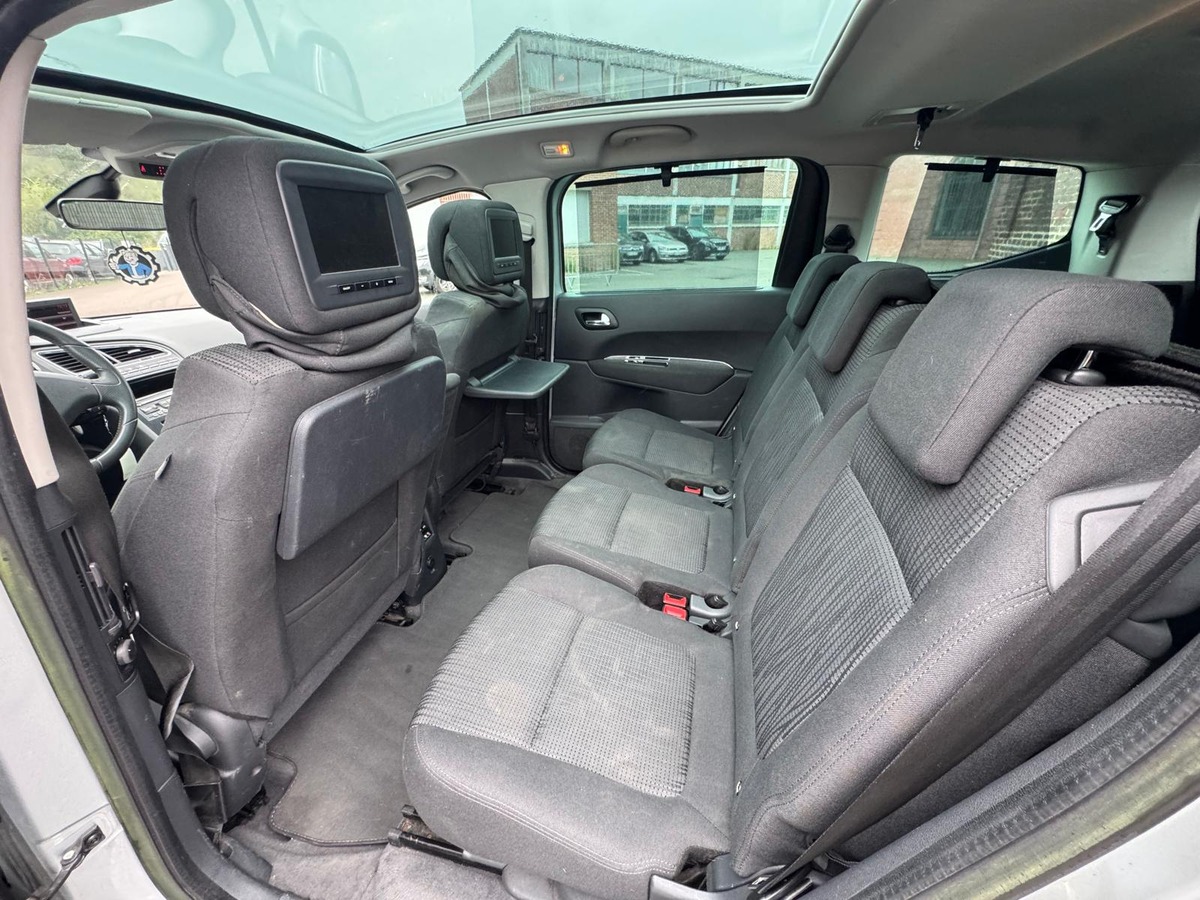 Peugeot 5008 1.6 hdi 110cv 7 places Family - Garantie
