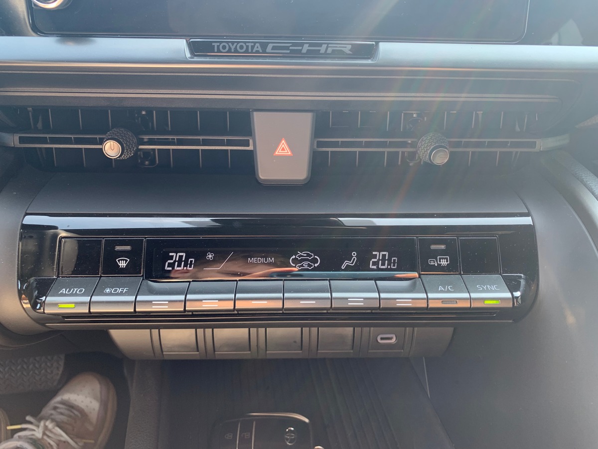 Toyota TOYOTA C HR 140 ch | Apple car Play Android Auto | Caméra de recul | Régulateur de vitesse