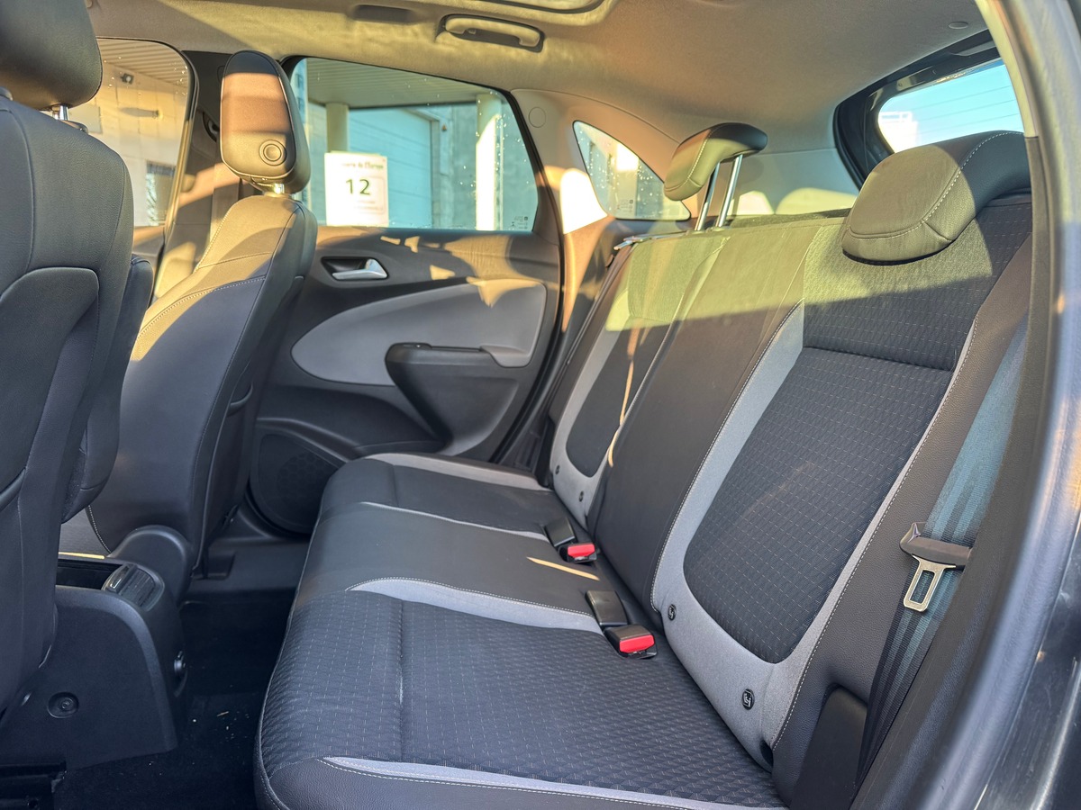 Opel Crossland Innovation 1.2 i Turbo 130 cv - Toit Panoramique