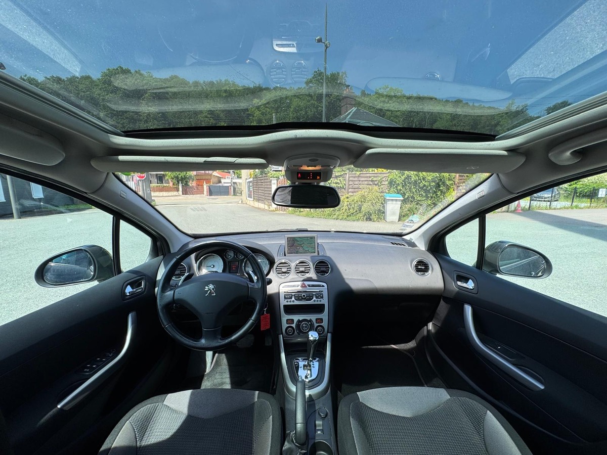 Peugeot 308 SW 1.6 HDI 112-7 PL- BOITE AUTOMATIQUE-DISTRIBUTION NEUVE